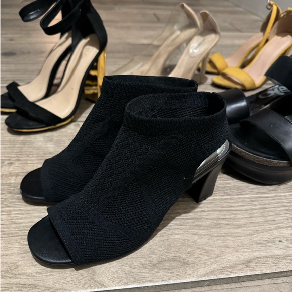 HEELS - Picture 3 of 5